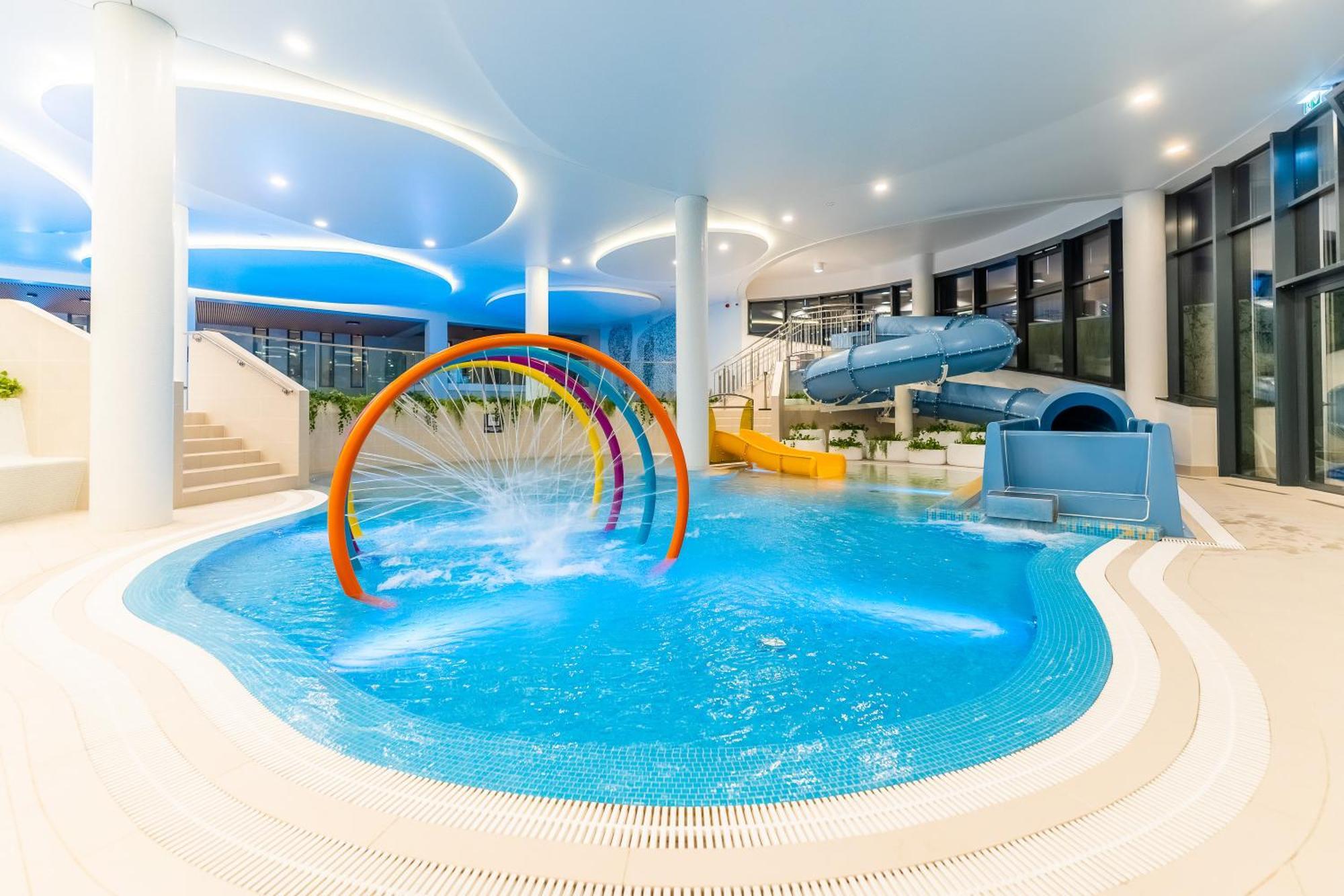 Apartamenty Lighthouse - Polanki Aqua - Blue コウォブジェク エクステリア 写真